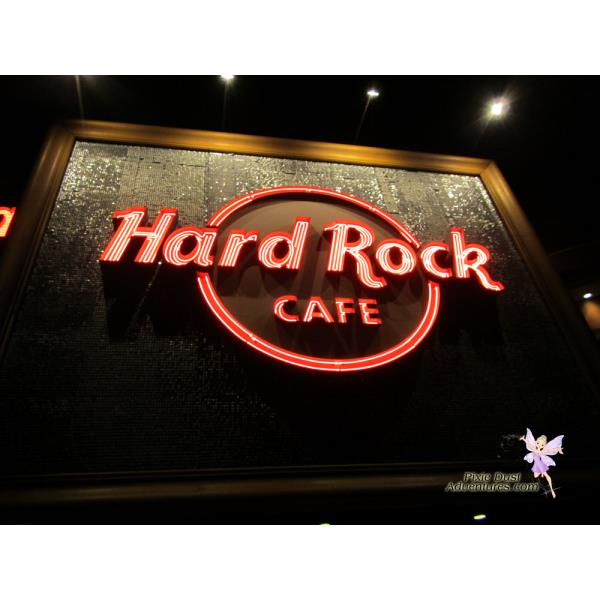 Hard-Rock-Cafe-02